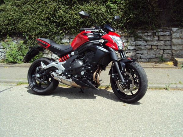 Fahrschule-Bergmann: Klasse A2 - Kawasaki ER-6N